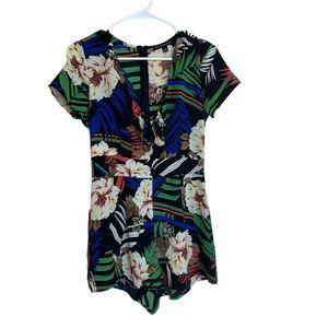 Haute Monde Tropical Floral Hawaiian  Romper Key Hole In Front Small